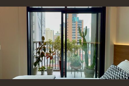 Sacada de kitnet/studio para alugar com 1 quarto, 24m² em Pinheiros, São Paulo