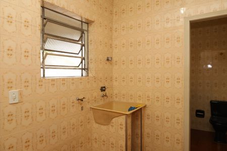 Casa à venda com 147m², 3 quartos e 1 vagaÁrea de Serviço