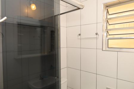 Casa à venda com 147m², 3 quartos e 1 vagaBanheiro 2