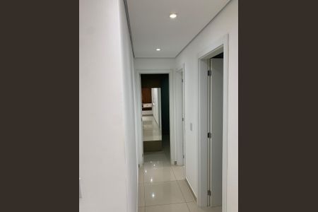 Corredor de apartamento para alugar com 2 quartos, 48m² em Residencial Santa Giovana, Jundiaí