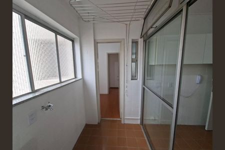 Apartamento à venda com 78m², 2 quartos e 1 vaga