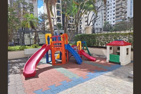 Apartamento à venda com 3 quartos, 92m² em Indianópolis, São Paulo