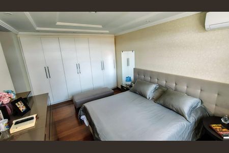 Casa à venda com 280m², 5 quartos e 4 vagas