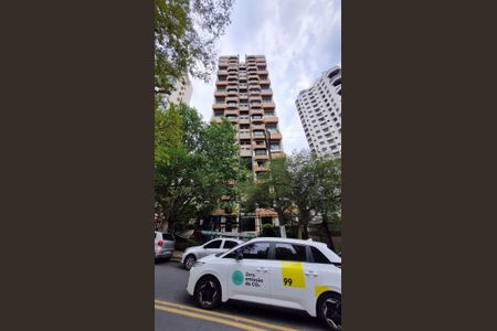 Apartamento para alugar com 274m², 3 quartos e 4 vagasFachada