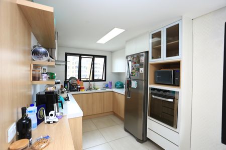 Apartamento para alugar com 274m², 3 quartos e 4 vagasCozinha