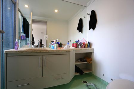 Apartamento para alugar com 274m², 3 quartos e 4 vagasBanheiro da Suíte 2