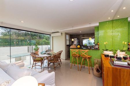 Apartamento à venda com 1 quarto, 111m² em Ingá, Niterói