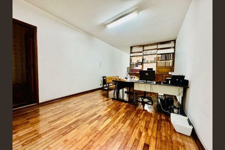 Casa à venda com 3 quartos, 401m² em Vila Mascote, São Paulo