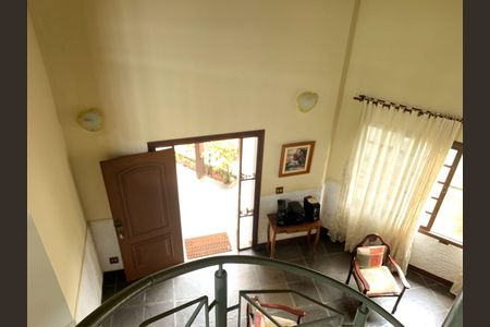 Casa à venda com 3 quartos, 217m² em Piratininga, Niterói