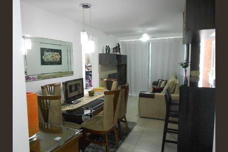 Apartamento à venda com 2 quartos, 75m² em Itaipu, Niterói