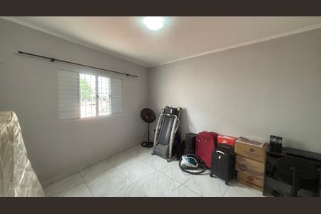 Casa à venda com 131m², 2 quartos e 2 vagas Casa à venda com 131m², 2 quartos e 2 vagasQuarto 2