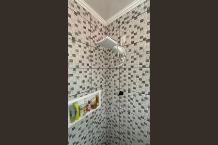 Casa à venda com 131m², 2 quartos e 2 vagas Casa à venda com 131m², 2 quartos e 2 vagasBanheiro Social