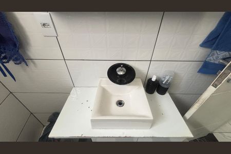 Casa à venda com 131m², 2 quartos e 2 vagas Casa à venda com 131m², 2 quartos e 2 vagasBanheiro Social