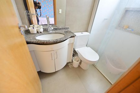 Apartamento para alugar com 81m², 3 quartos e 2 vagas Apartamento para alugar com 81m², 3 quartos e 2 vagasBanheiro Social