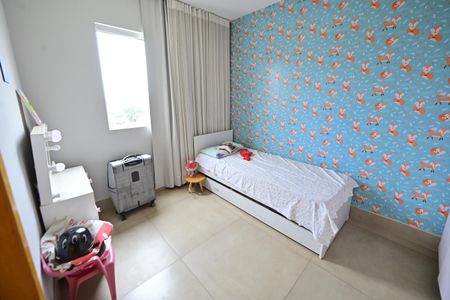 Apartamento para alugar com 81m², 3 quartos e 2 vagas Apartamento para alugar com 81m², 3 quartos e 2 vagasSuíte