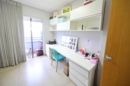 Apartamento para alugar com 81m², 3 quartos e 2 vagas Apartamento para alugar com 81m², 3 quartos e 2 vagasQuarto