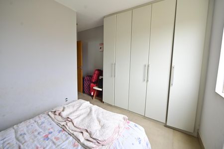 Apartamento para alugar com 81m², 3 quartos e 2 vagas Apartamento para alugar com 81m², 3 quartos e 2 vagasQuarto 2