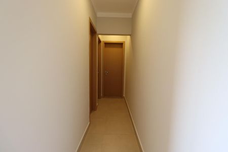 Corredor de apartamento para alugar com 2 quartos, 65m² em Jardim Sao Luiz, Ribeirão Preto