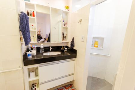 Apartamento à venda com 97m², 3 quartos e 2 vagasBanheiro da Suíte