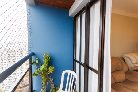 Apartamento à venda com 97m², 3 quartos e 2 vagasVaranda