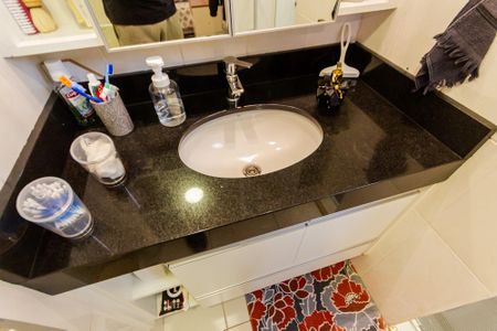 Apartamento à venda com 97m², 3 quartos e 2 vagasBanheiro da Suíte