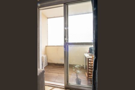 Sacada de apartamento à venda com 3 quartos, 72m² em Piratininga, Osasco