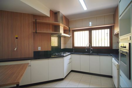 Casa à venda com 459m², 3 quartos e 6 vagasCozinha