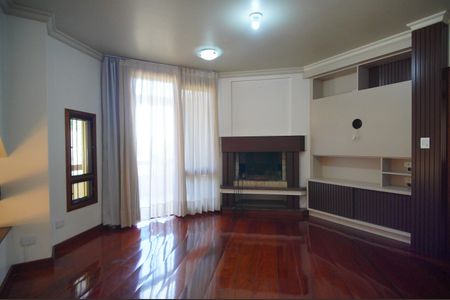 Casa à venda com 459m², 3 quartos e 6 vagasSala 2