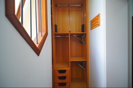 Casa à venda com 459m², 3 quartos e 6 vagascloset da suite 1