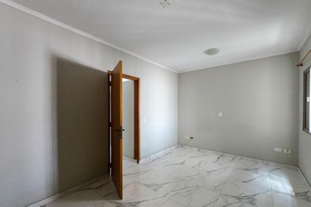 Casa para alugar com 267m², 4 quartos e 3 vagas Casa para alugar com 267m², 4 quartos e 3 vagasSuíte