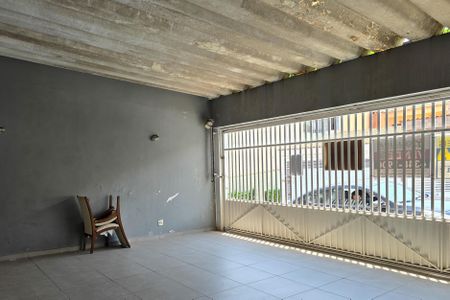 Casa para alugar com 267m², 4 quartos e 3 vagas Casa para alugar com 267m², 4 quartos e 3 vagasGaragem