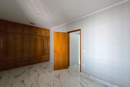 Casa para alugar com 267m², 4 quartos e 3 vagas Casa para alugar com 267m², 4 quartos e 3 vagasSuíte