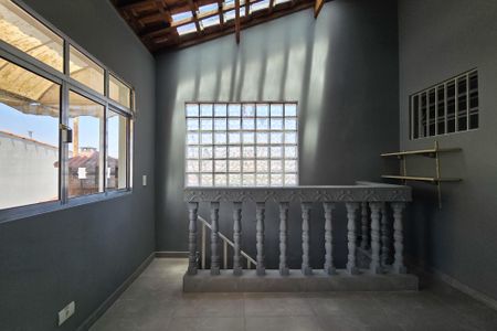 Casa para alugar com 267m², 4 quartos e 3 vagas Casa para alugar com 267m², 4 quartos e 3 vagasVista - Suíte