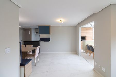 Apartamento à venda com 82m², 2 quartos e 1 vaga Apartamento à venda com 82m², 2 quartos e 1 vagaSala