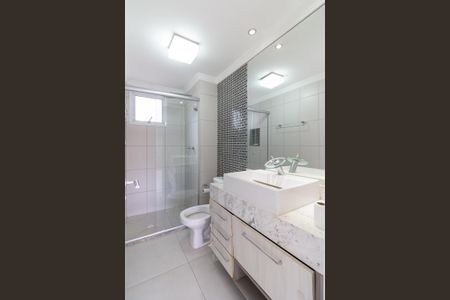 Apartamento à venda com 82m², 2 quartos e 1 vaga Apartamento à venda com 82m², 2 quartos e 1 vagaBanheiro