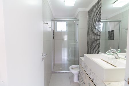 Apartamento à venda com 82m², 2 quartos e 1 vaga Apartamento à venda com 82m², 2 quartos e 1 vagaBanheiro