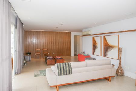 Apartamento para alugar com 200m², 3 quartos e 3 vagasSala