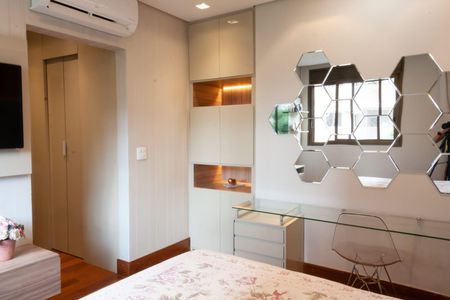 Apartamento à venda com 154m², 4 quartos e 4 vagasQuarto 1