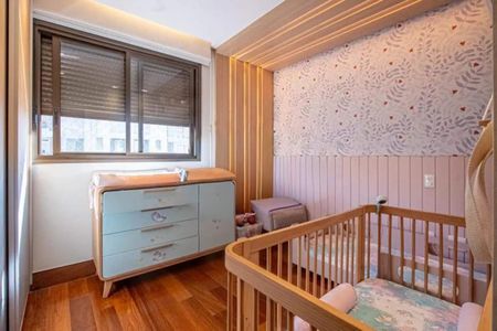 Apartamento à venda com 154m², 4 quartos e 4 vagasQuarto 4