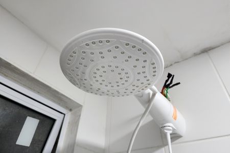 Apartamento à venda com 47m², 2 quartos e 1 vaga Apartamento à venda com 47m², 2 quartos e 1 vagaBanheiro Social