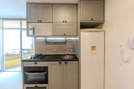 Studio para alugar com 32m², 1 quarto e 1 vaga Studio para alugar com 32m², 1 quarto e 1 vagaCozinha