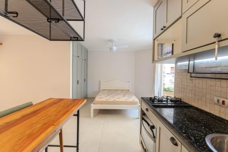 Studio para alugar com 32m², 1 quarto e 1 vaga Studio para alugar com 32m², 1 quarto e 1 vagaCozinha