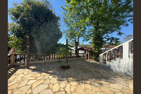 Casa à venda com 385m², 4 quartos e 8 vagasQuintal