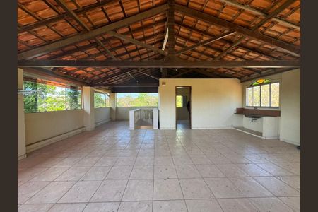 Casa à venda com 385m², 4 quartos e 8 vagasÁrea Gourmet