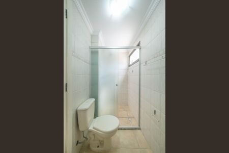 Apartamento à venda com 77m², 2 quartos e 2 vagasBanheiro da Suíte 2