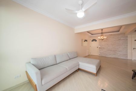 Apartamento à venda com 77m², 2 quartos e 2 vagasSala
