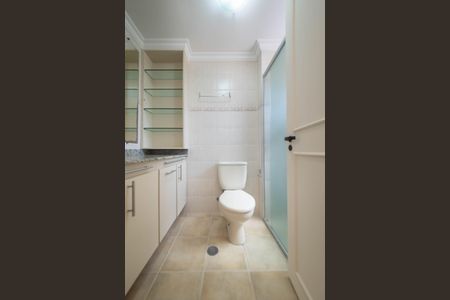 Apartamento à venda com 77m², 2 quartos e 2 vagasBanheiro da Suíte 1