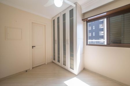 Apartamento à venda com 77m², 2 quartos e 2 vagasSuíte 1