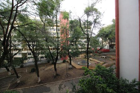 Vista Sala de apartamento à venda com 2 quartos, 65m² em Taquara, Rio de Janeiro
