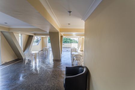 Apartamento à venda com 75m², 2 quartos e 1 vagaÁrea comum - Salão de festas